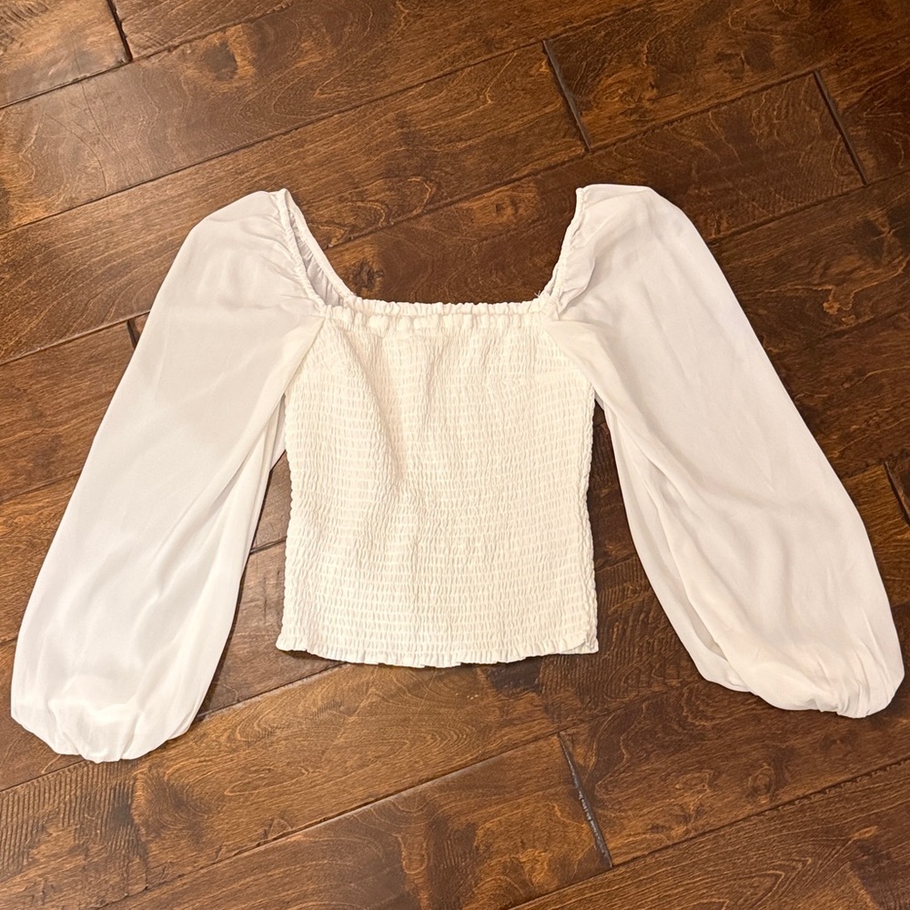 Abercrombie & Fitch White Smocked Women's Top
